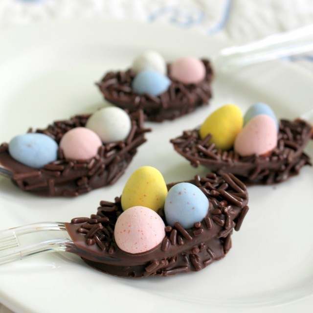 Easter Crafts for Mom and Kids